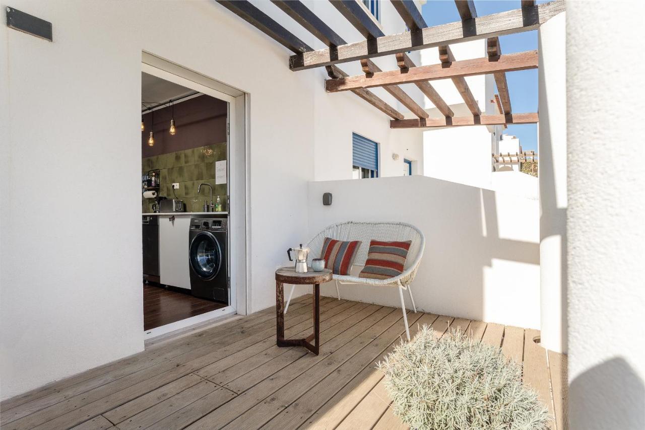 Beach House Clerigo - 2 Unique Apartments Aljezur Bagian luar foto
