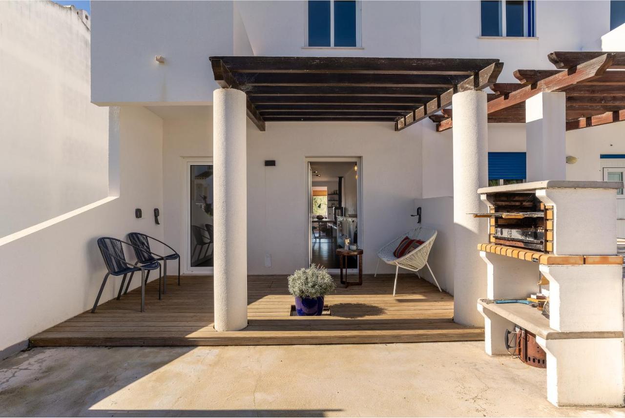 Beach House Clerigo - 2 Unique Apartments Aljezur Bagian luar foto