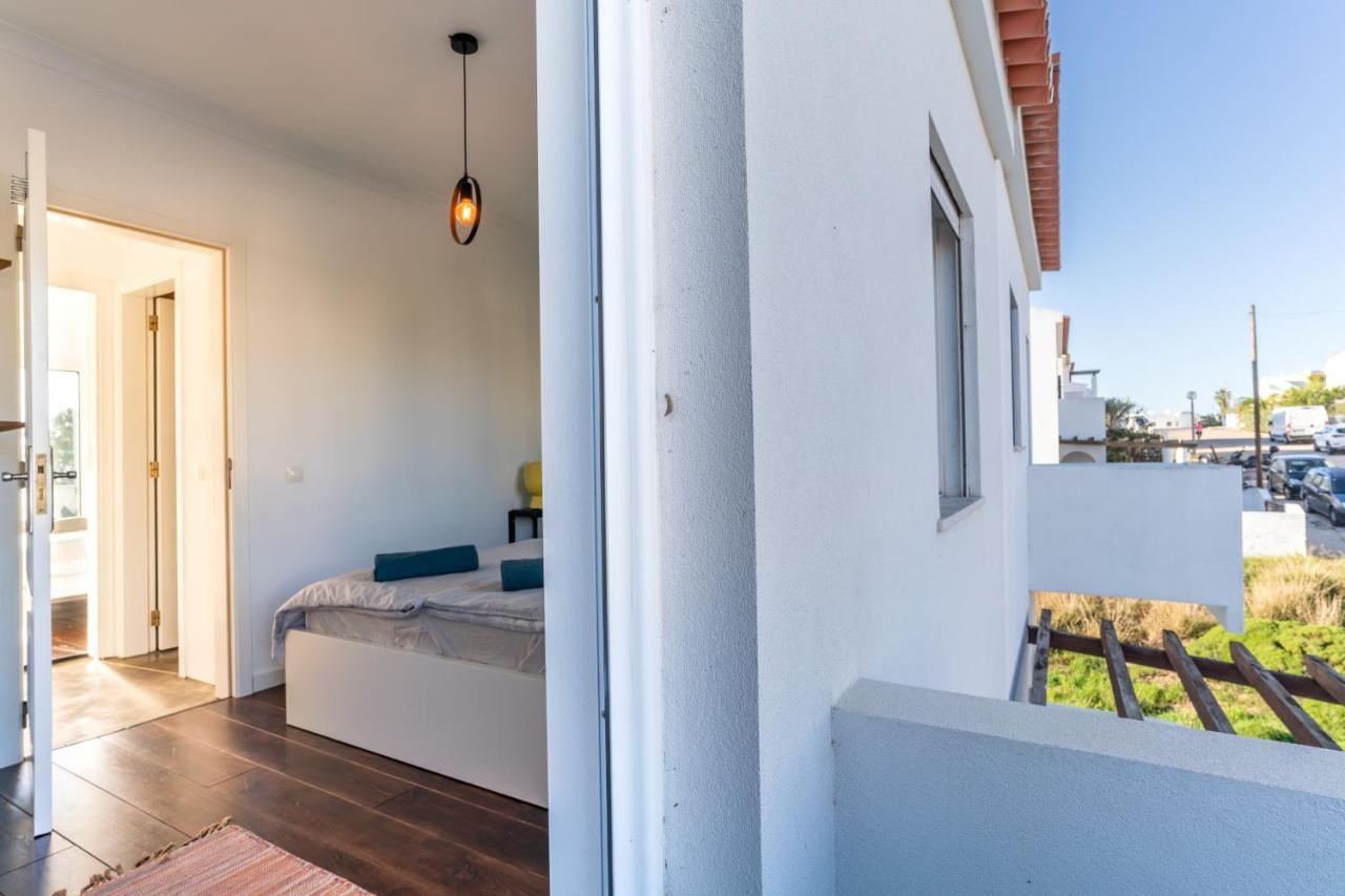 Beach House Clerigo - 2 Unique Apartments Aljezur Bagian luar foto