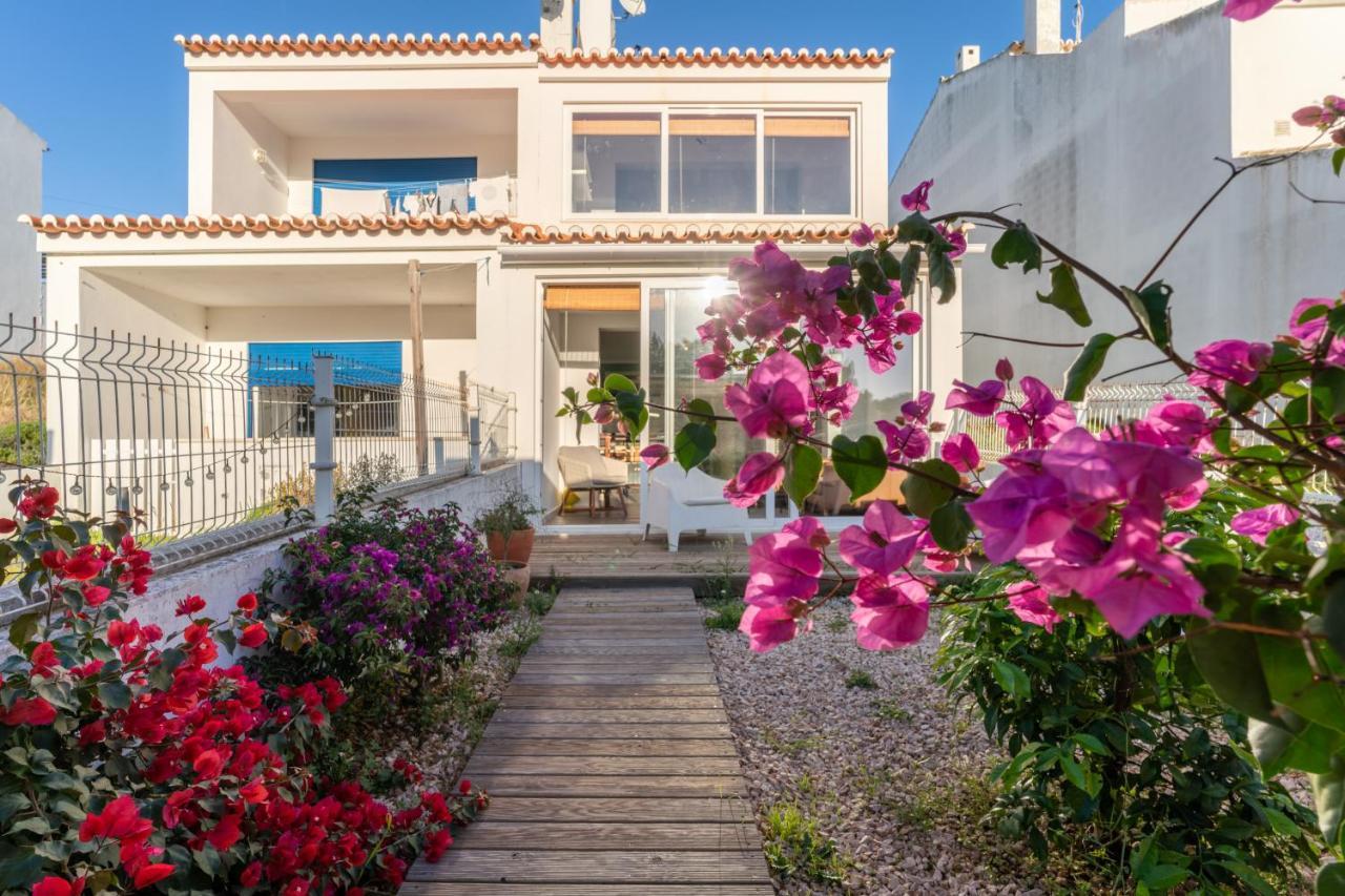 Beach House Clerigo - 2 Unique Apartments Aljezur Bagian luar foto