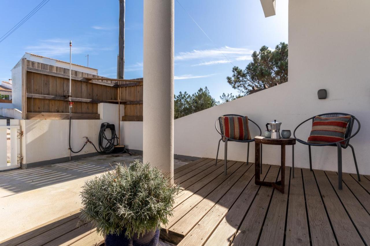 Beach House Clerigo - 2 Unique Apartments Aljezur Bagian luar foto