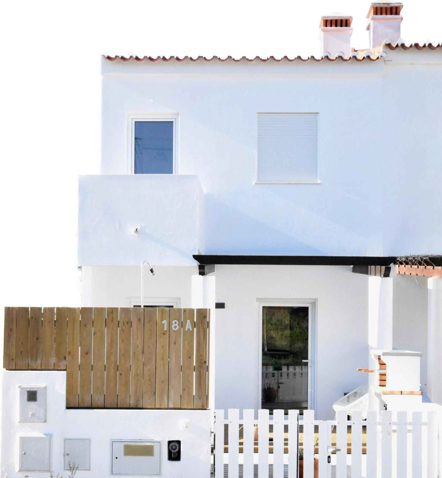 Beach House Clerigo - 2 Unique Apartments Aljezur Bagian luar foto